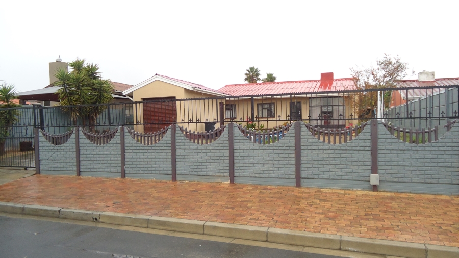 3 Bedroom Property for Sale in Belmont Park Western Cape